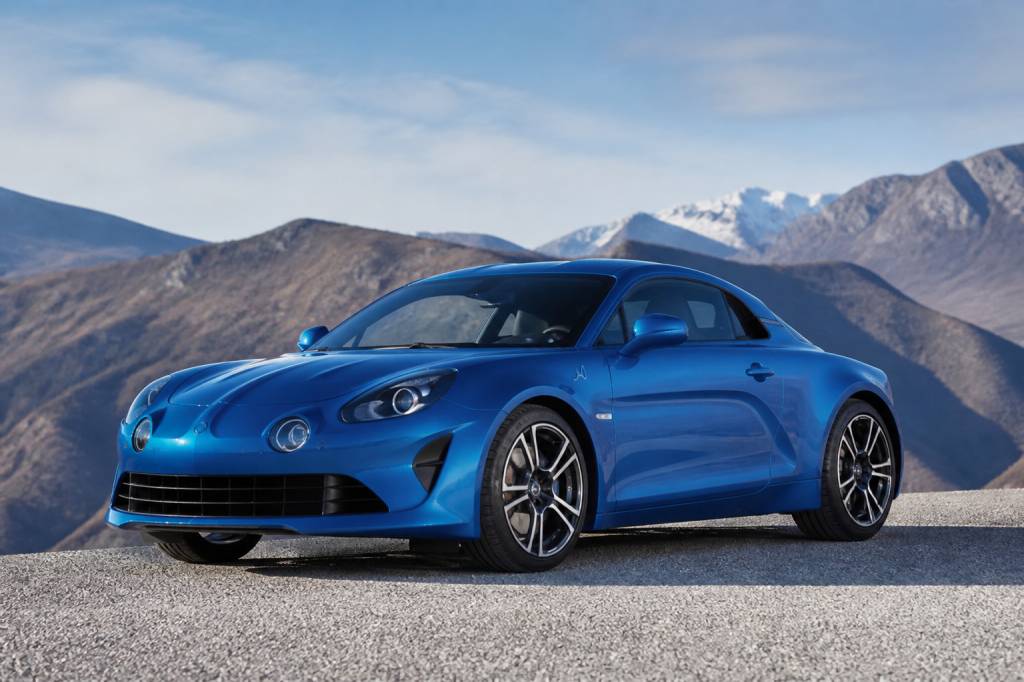 Alpine 4 places : modèles, caractéristiques et possibilités pour les passionnés